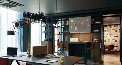 Moxy Chester, a Marriott Hotel