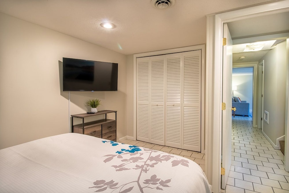 Pet Friendly Massanutten Resort Home, Fireplace, Game Room, and Free