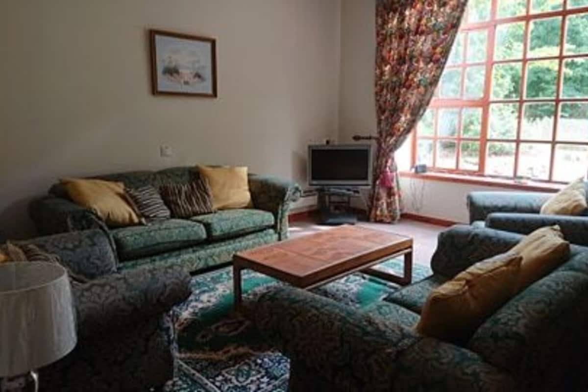 4 Bed Property In Converted Coach House In Turriff 21 Room Prices Deals Reviews Expedia Com