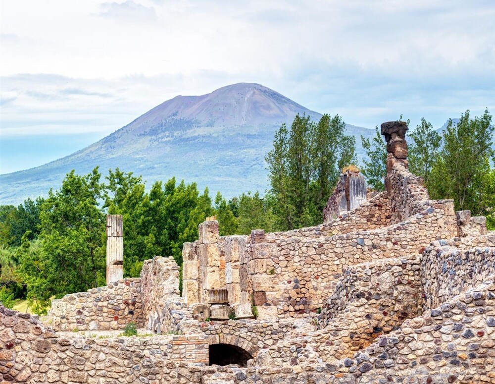 Sailing Home Sorrento