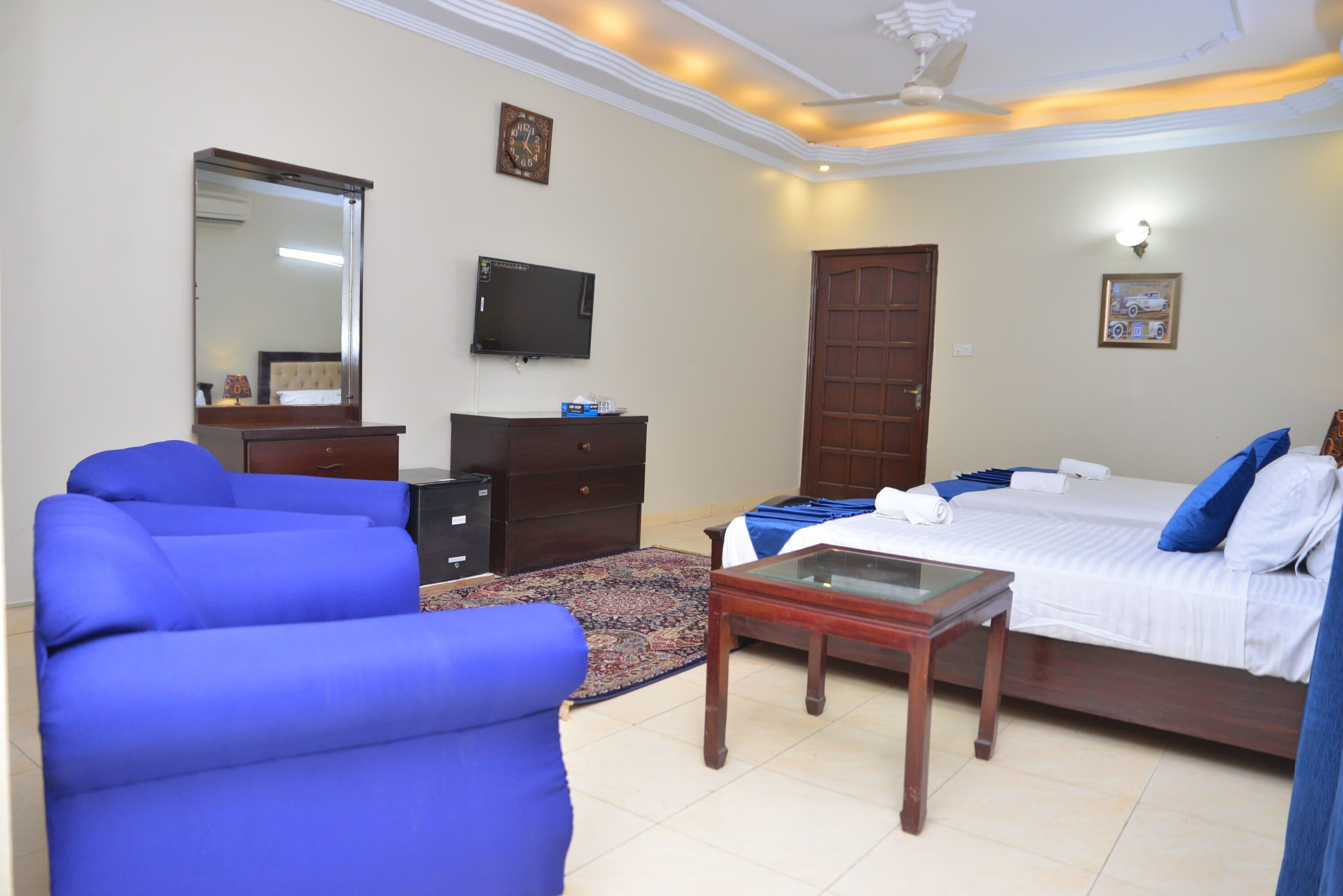 Ibis Lodge Guest House Khayaban-e-Mujahid DHA in Karachi, Pakistan