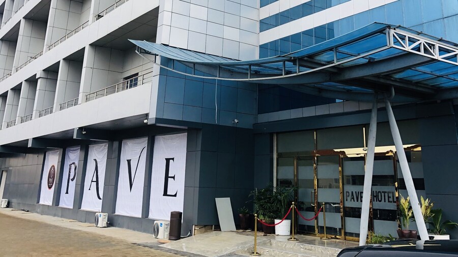 Pave Hotel & Suites