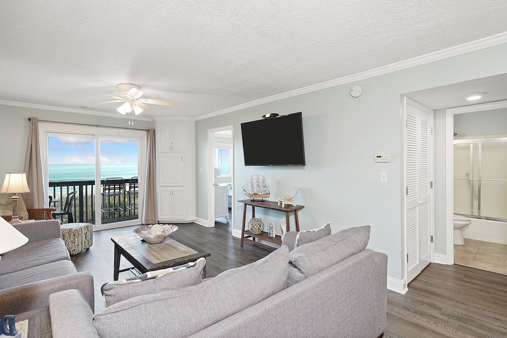 **ALL-INCLUSIVE RATES** Oceanfront Two Bedrooms