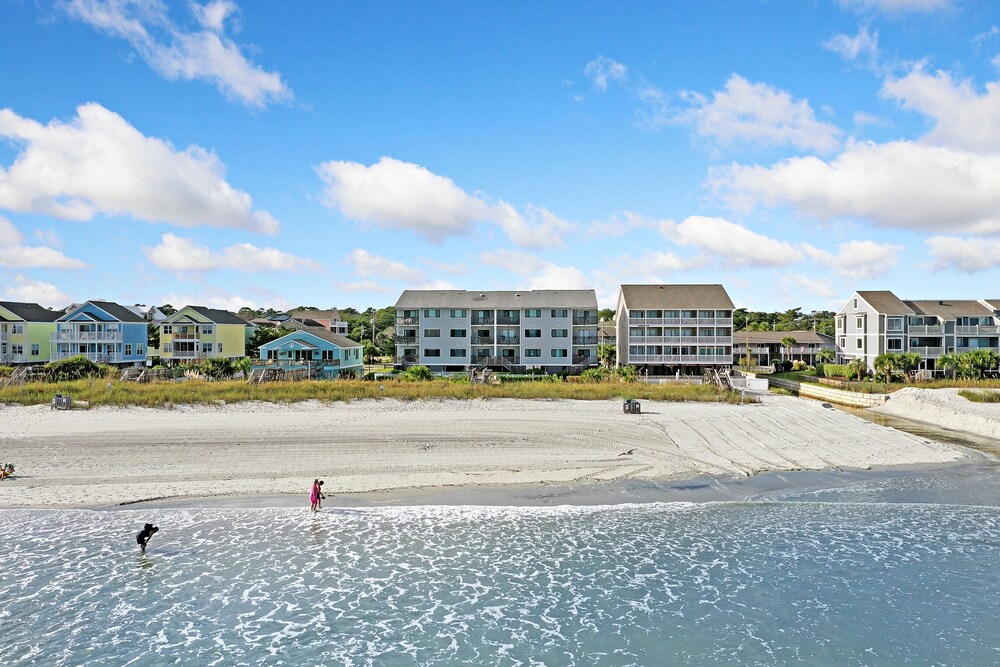 **ALL-INCLUSIVE RATES** Oceanfront Two Bedrooms