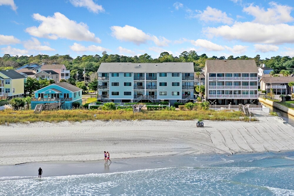 **ALL-INCLUSIVE RATES** Oceanfront Two Bedrooms
