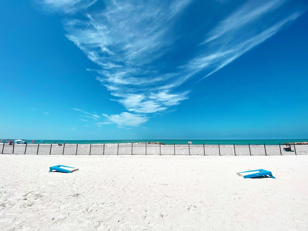 Caprice Resort Unit 305