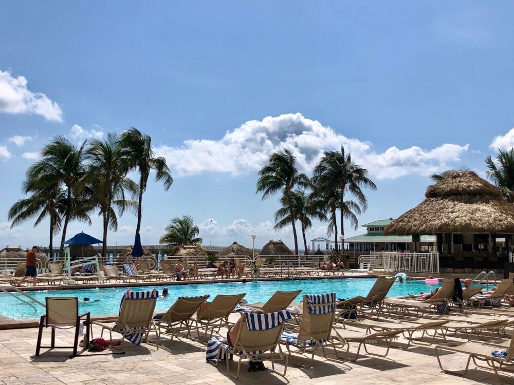 RIGHT ON THE BEACH! 2 SPACIOUS UNITS AND POOL!