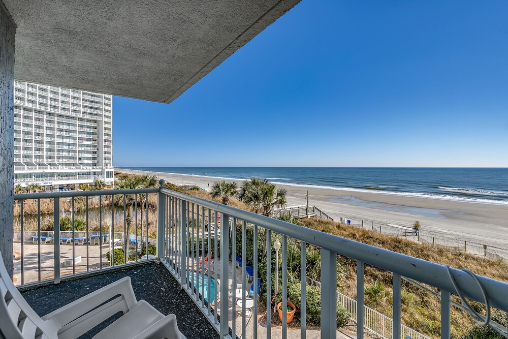 3rd Floor Oceanfront Corner Unit - Recently Updated