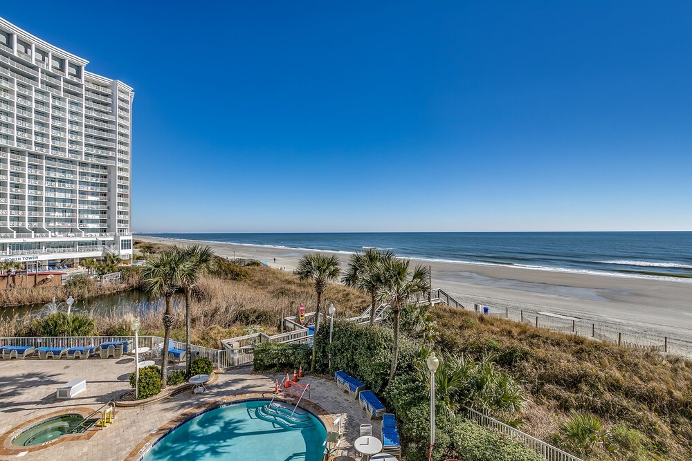 3rd Floor Oceanfront Corner Unit - Recently Updated