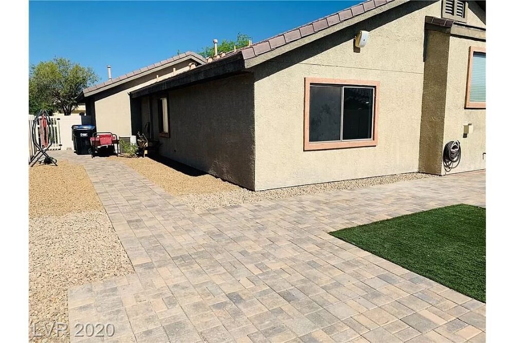 Nice house in a quiet Neighborhood