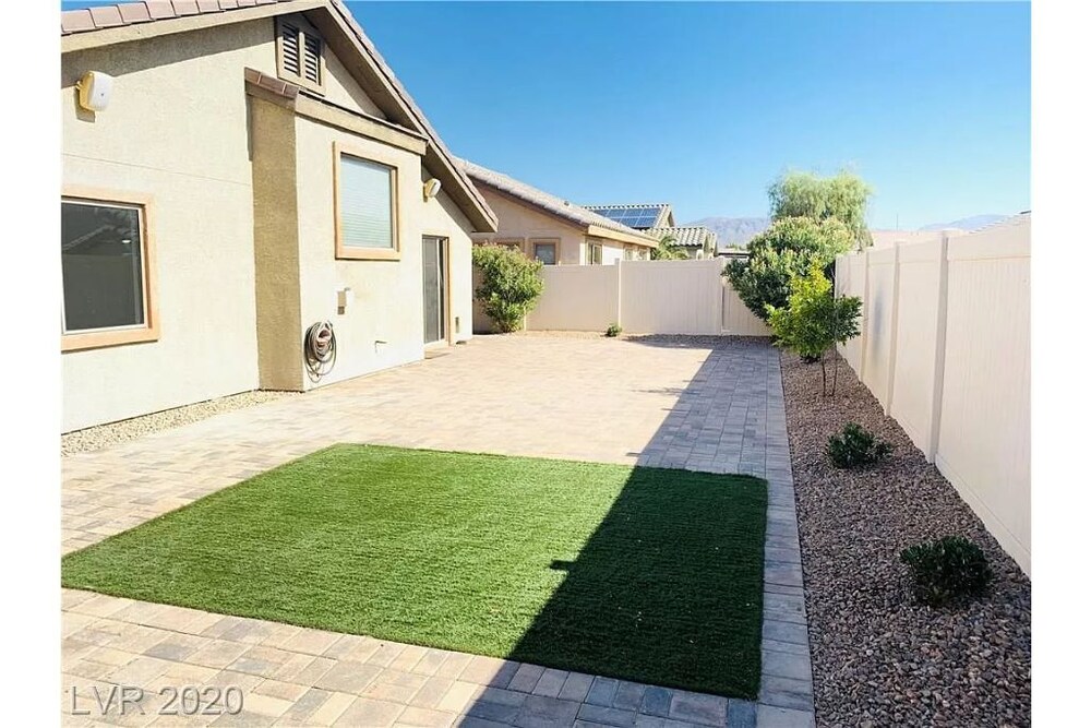 Nice house in a quiet Neighborhood
