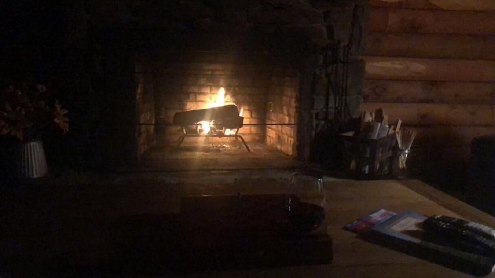 Remote Rustic Cabin with amazing mountain views