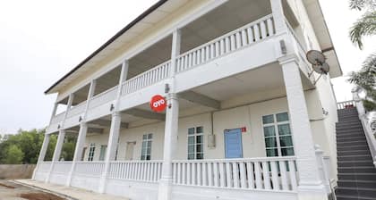 OYO 90135 Saujana Villa Cherok Paloh