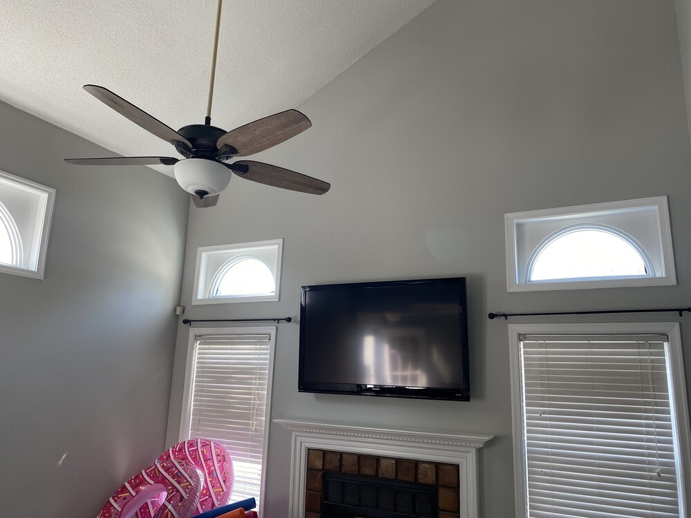 Work Play Va Beach Home W Salt Water Pool Close To Beaches And Shopping In Virginia Beach Hotel Rates Reviews On Orbitz Work Play Va Beach Home W Salt Water Pool Close To Beaches And Shopping In Virginia Beach Hotel Rates Reviews On Orbitz