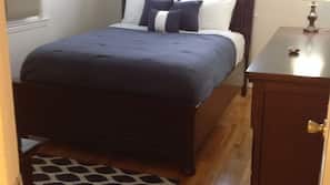 2 bedrooms, iron/ironing board, free WiFi