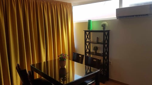 Apartamento De 2 Pisos Em Estilo Mesanine Open Space - Lisbonne