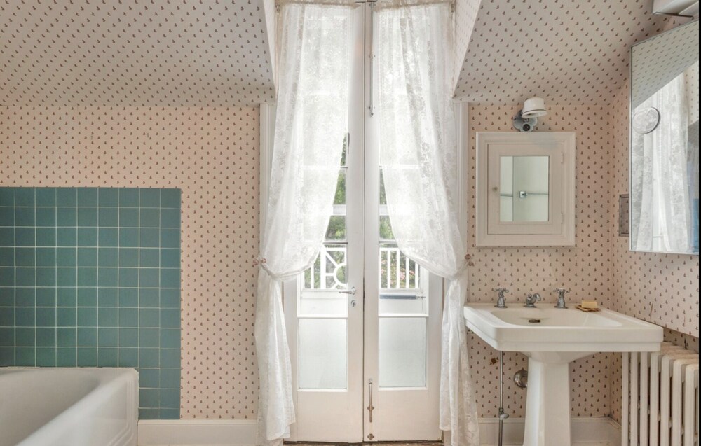 Secluded Oceanfront Home, with private beach and pier Deer Isle Vrbo