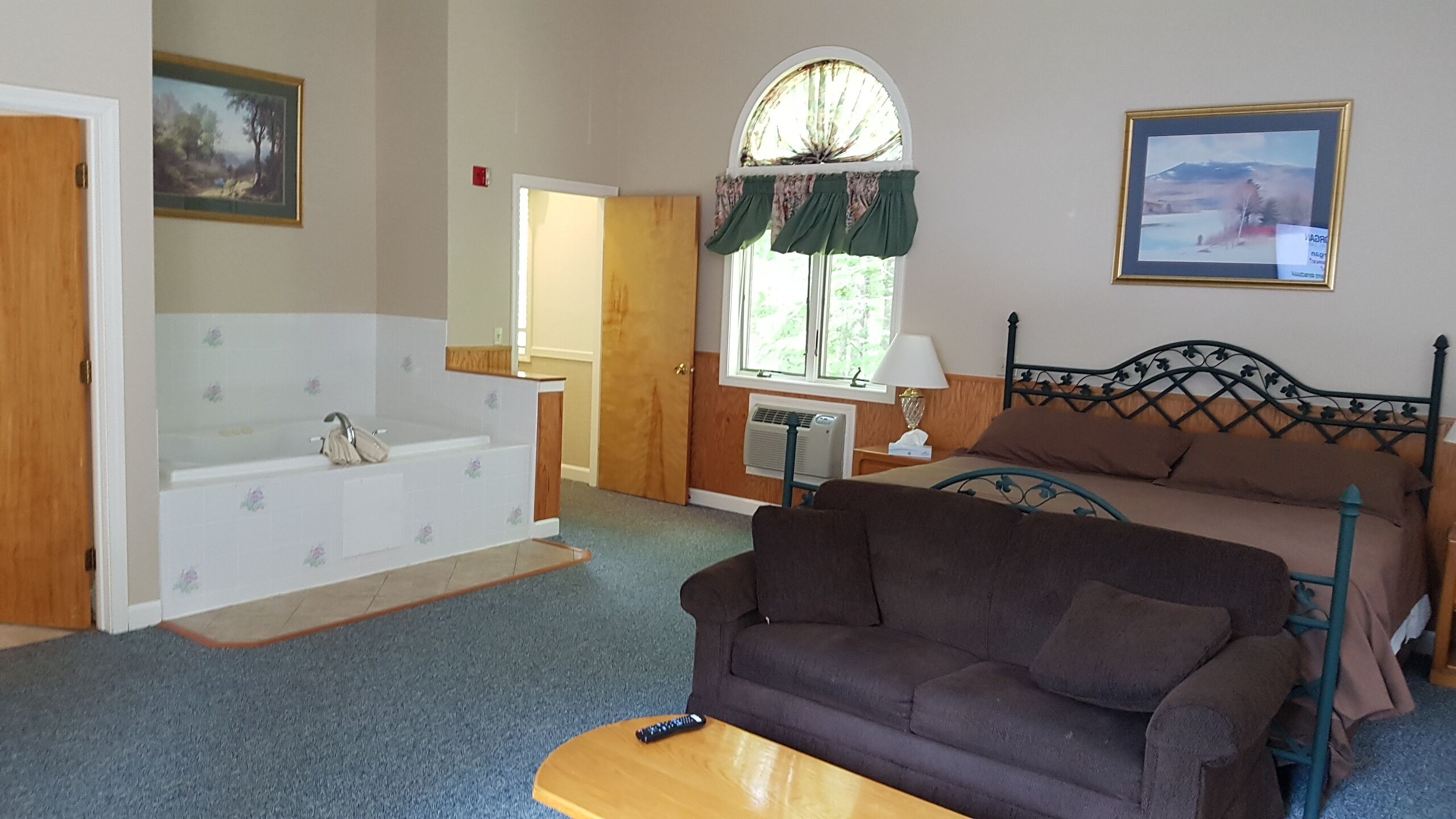 Deluxe One Bedroom Accommodation At Attitash Mountain Village Bartlett Nh 2021 Room Prices Deals Reviews Expedia Com