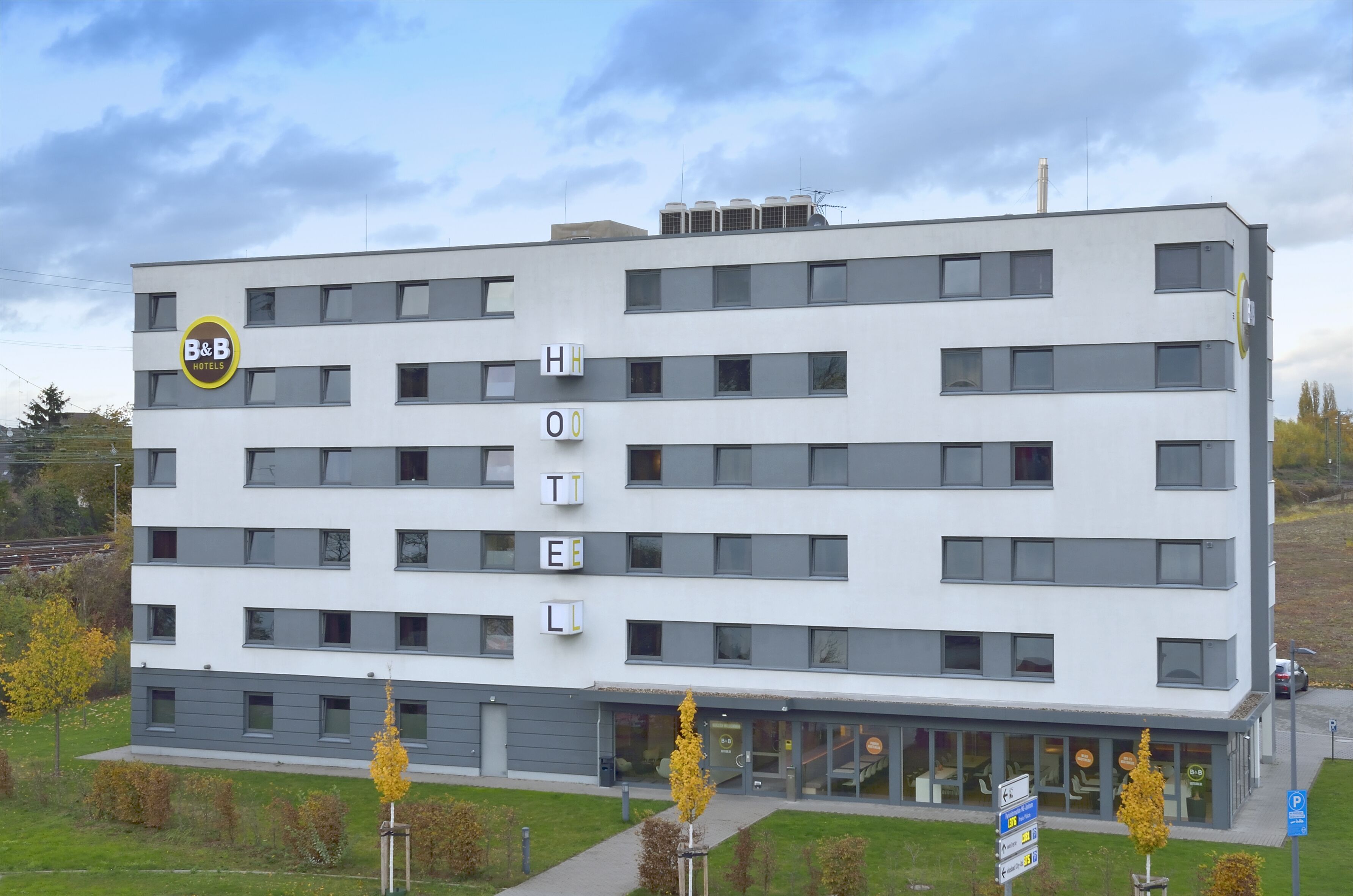 B B ホテル メンヒェングラートバッハ 口コミ 部屋写真 料金 お得情報 エクスペディア