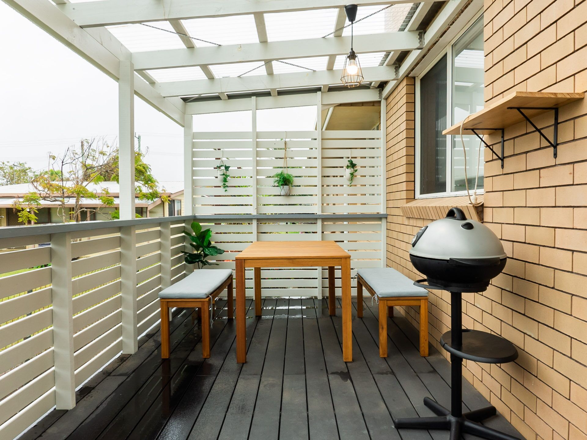 Renovated Villa With Privacy & Convenience Alike!