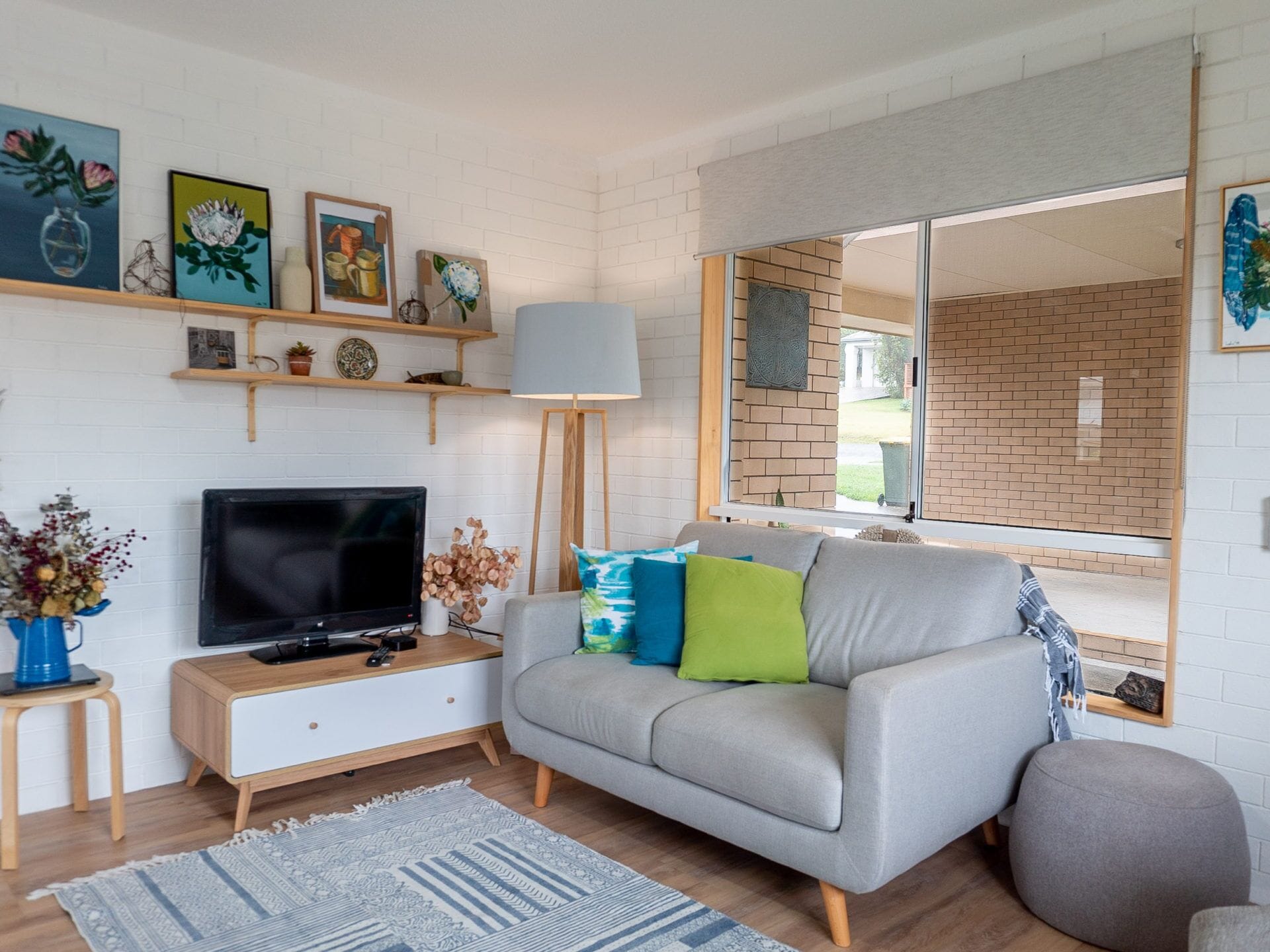 Renovated Villa With Privacy & Convenience Alike!