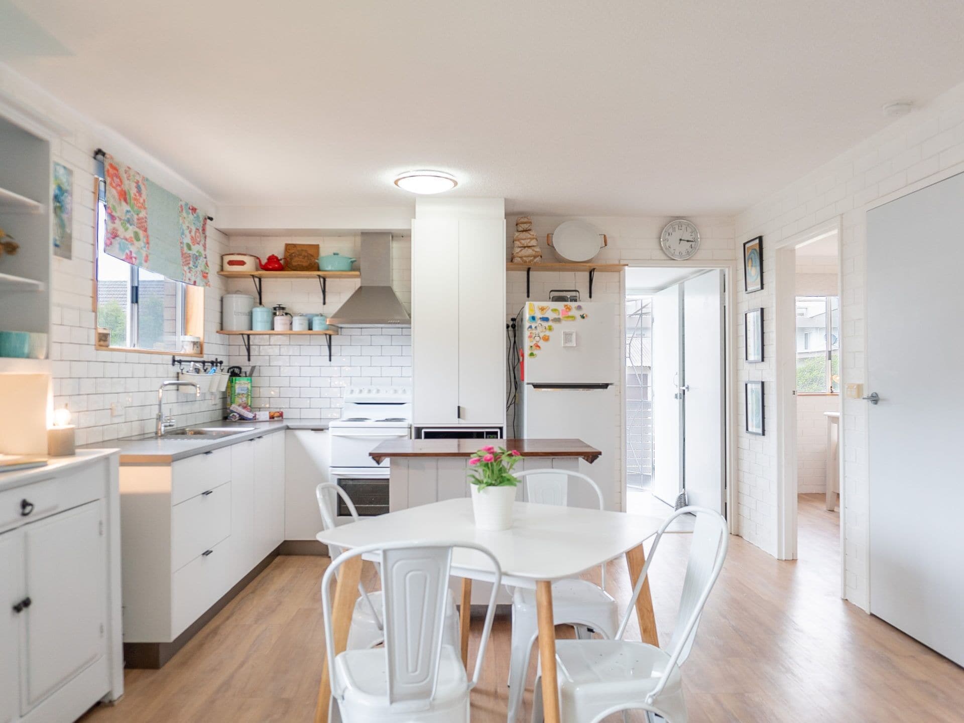 Renovated Villa With Privacy & Convenience Alike!