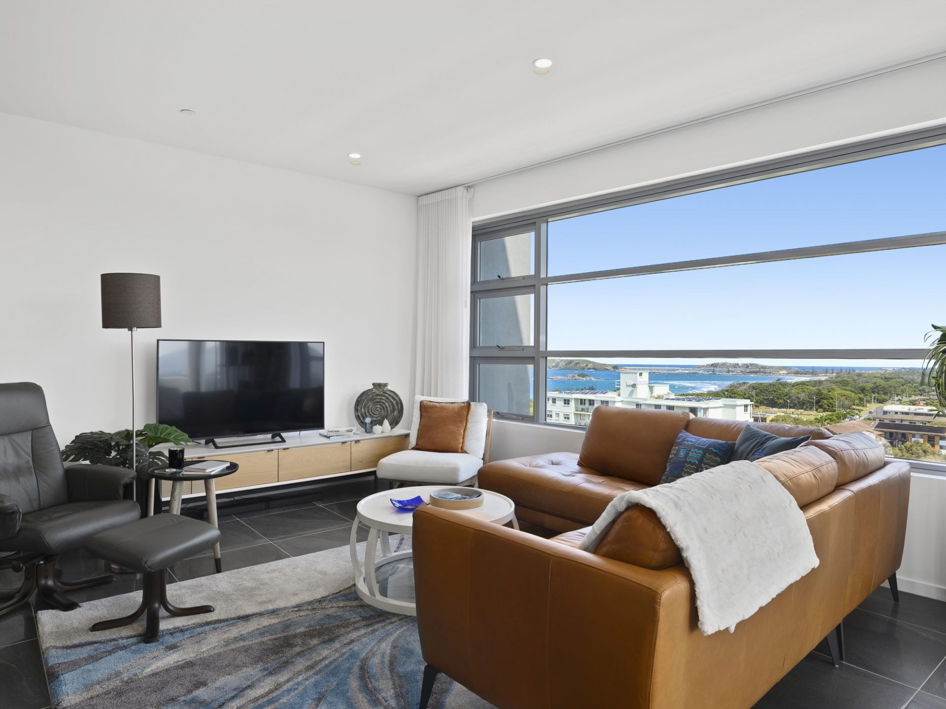 Sub Penthouse With Ocean, Island and Harbour Views of Coffs Harbour