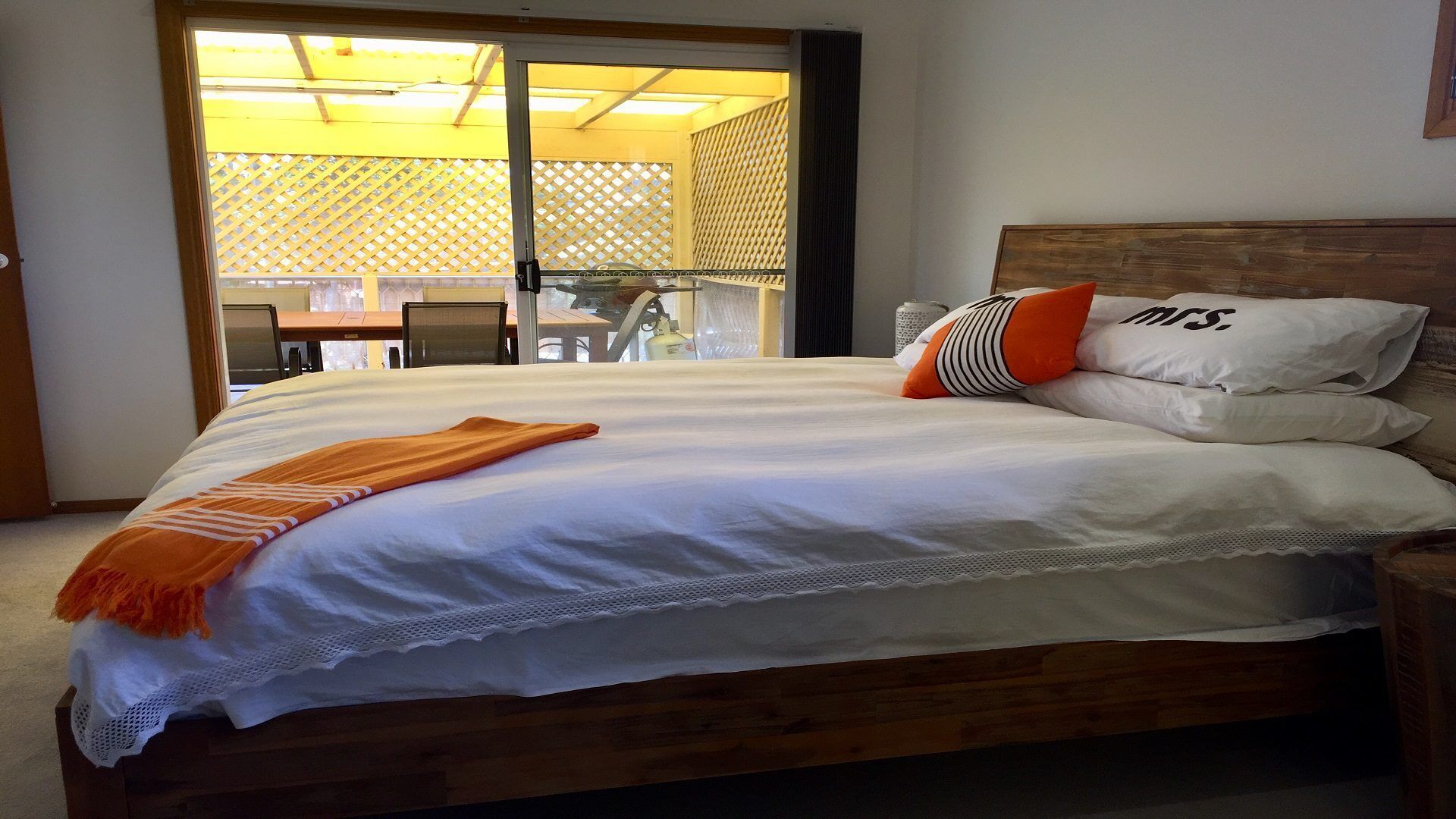 Townhouse 2 Minutes From the Beach!