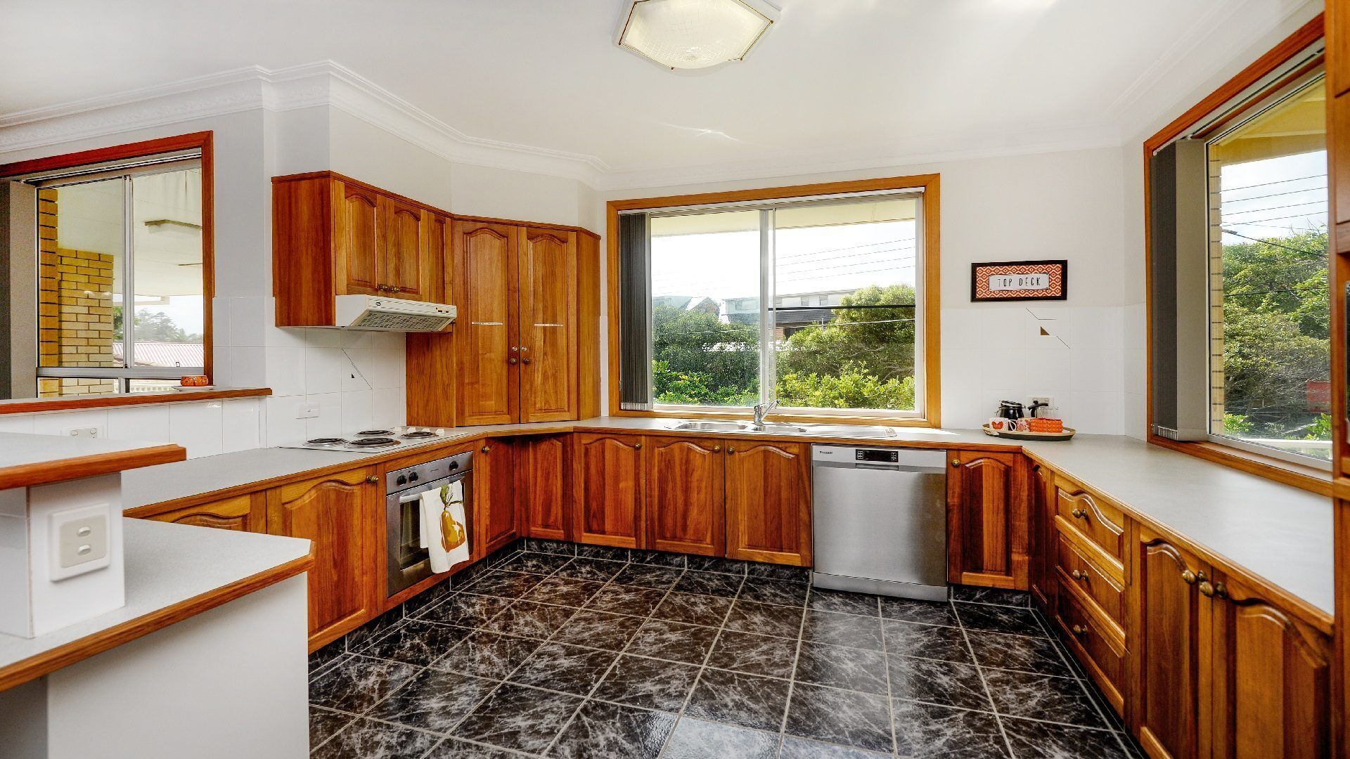 Townhouse 2 Minutes From the Beach!