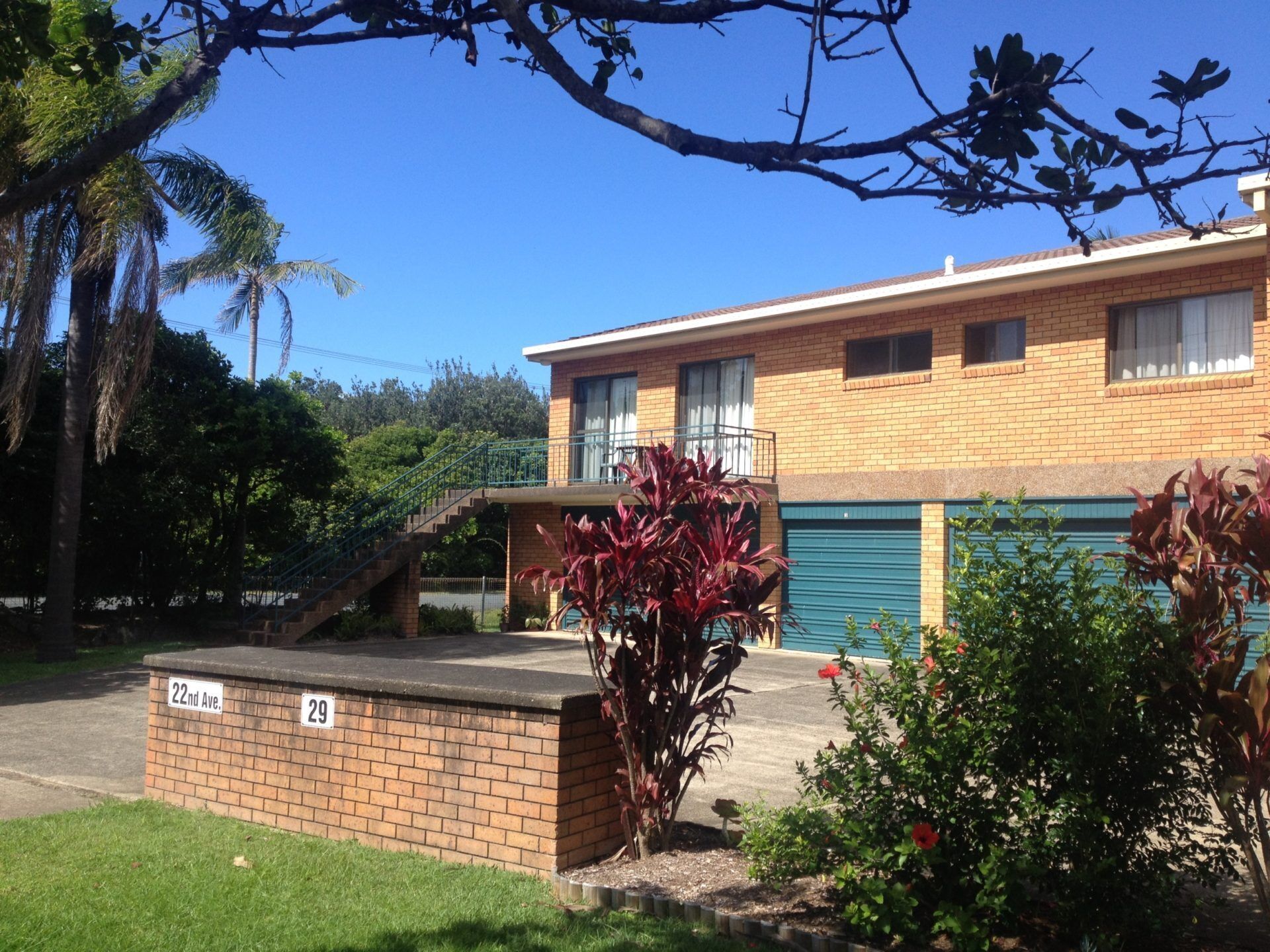 Sawtell, Unit, Garage,