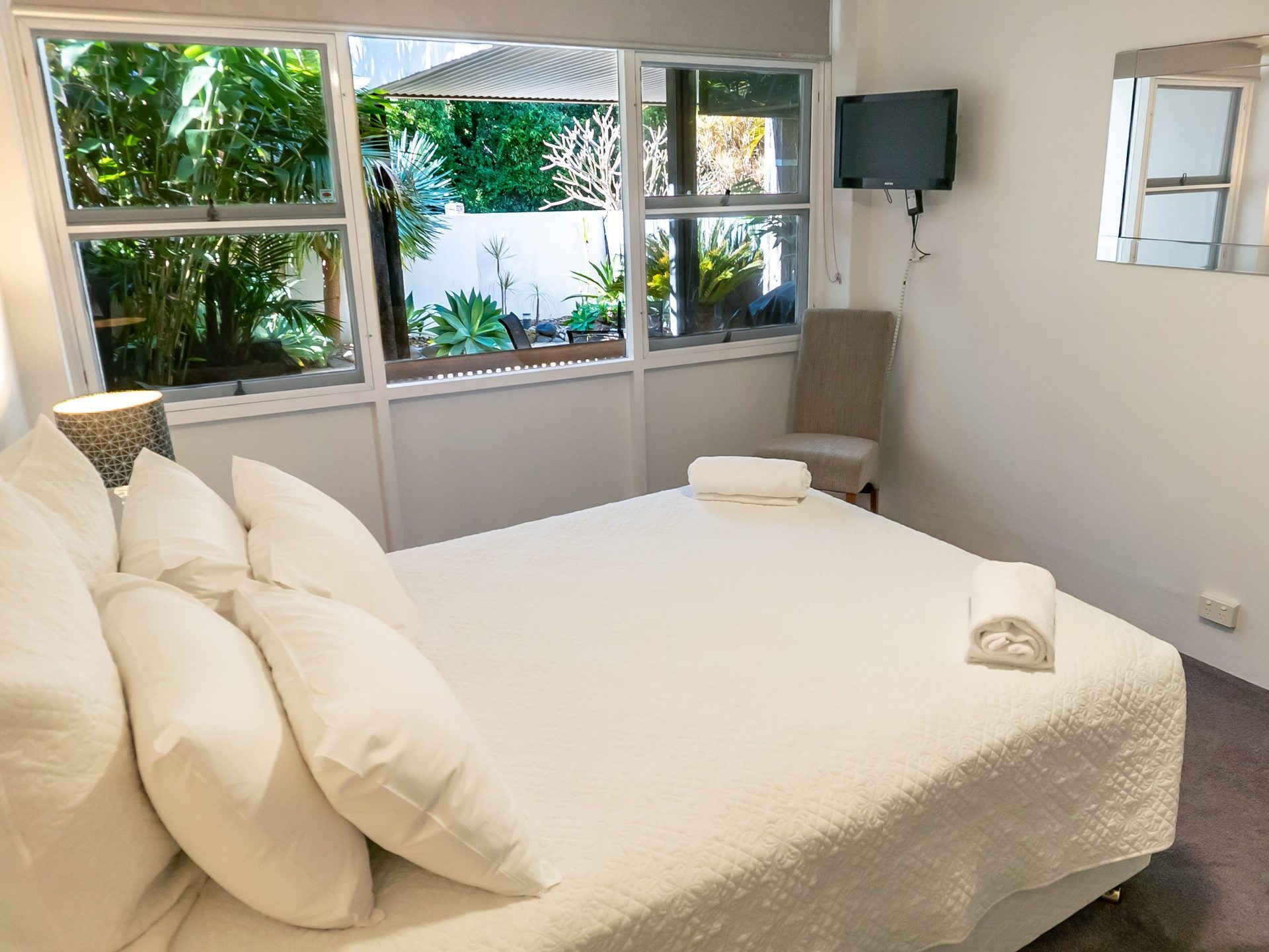 Luxury Living a Step Away From the Beach