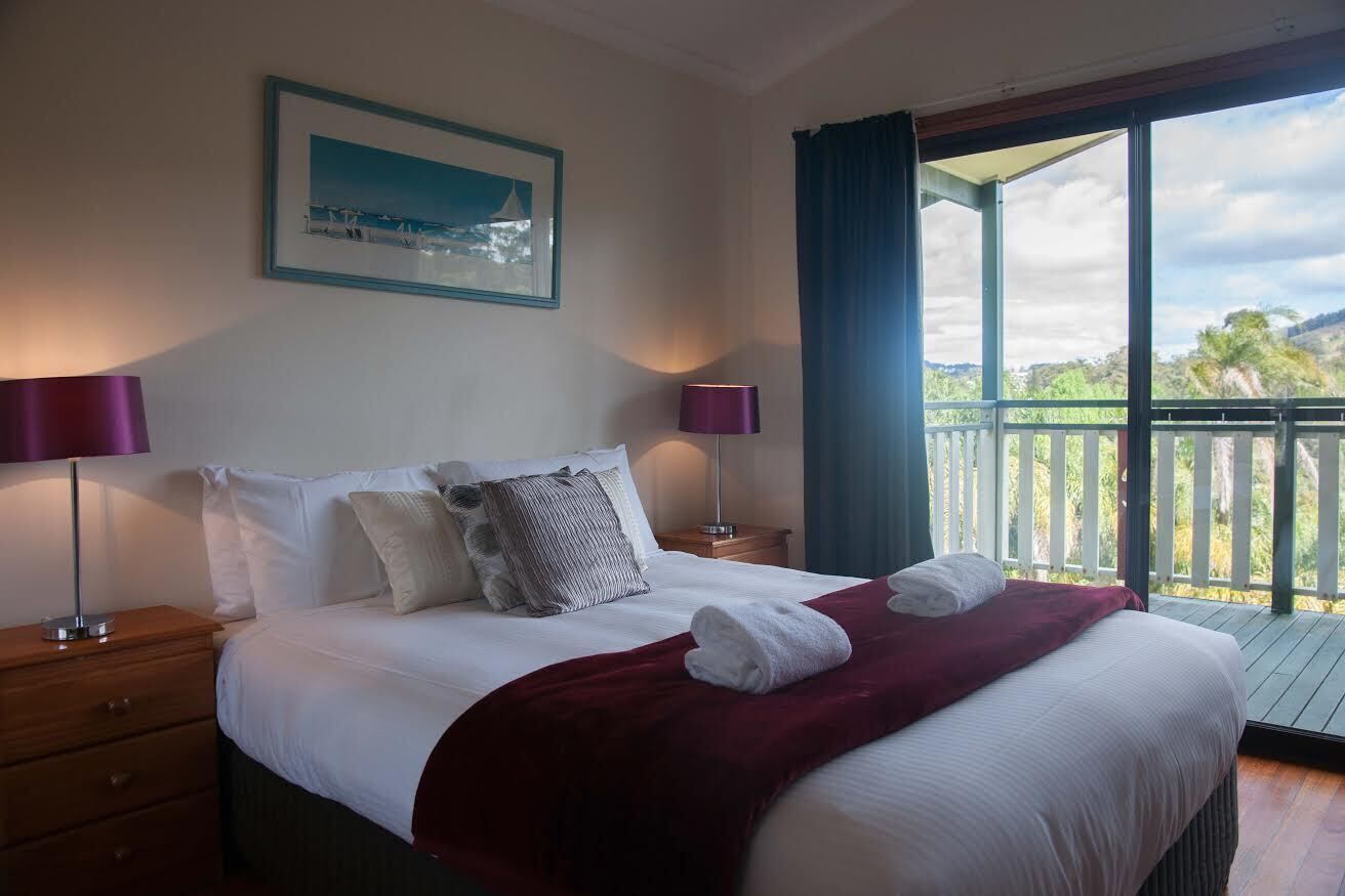 Korora Palms - Spacious Bure in Paradise Palms Resort