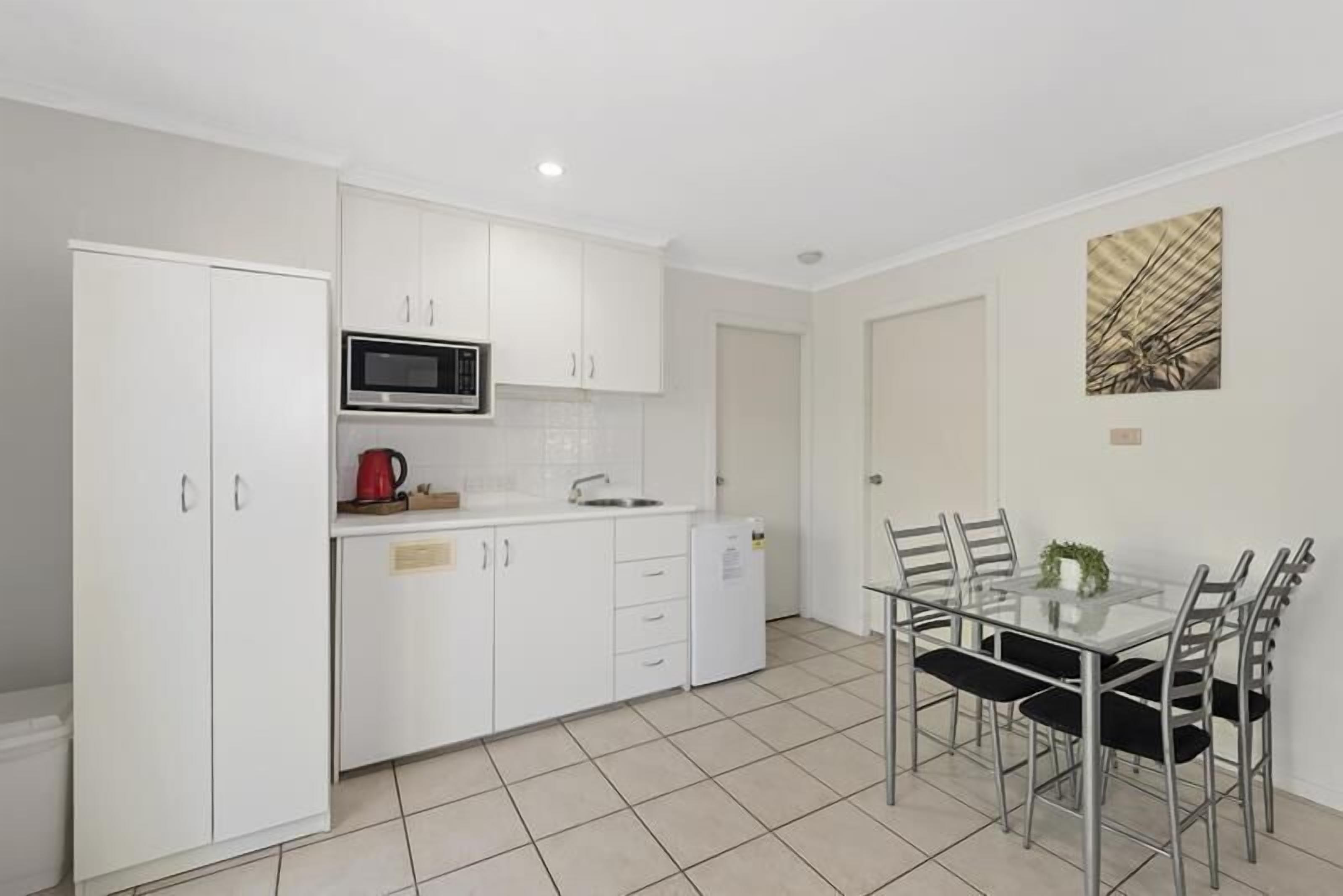 Beautiful Spa Suite in Aanuka Beach Resort in Coffs Harbour