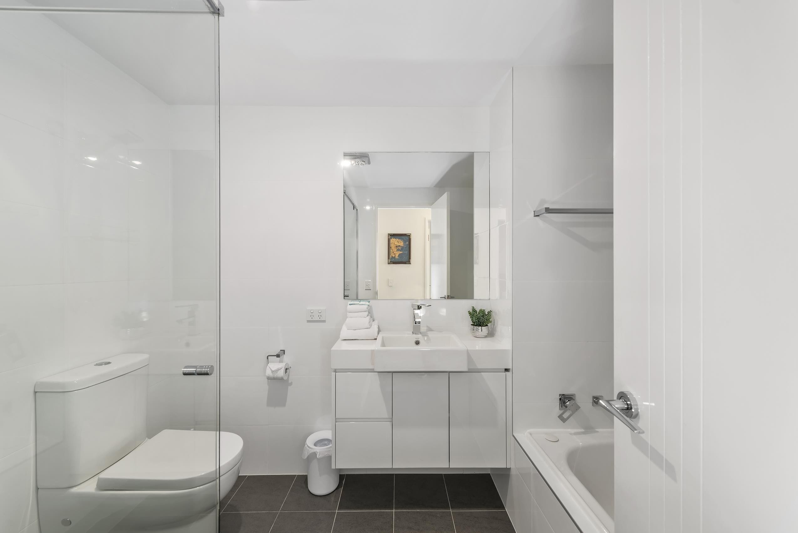 Iroise Beachside Opposite Park Beach With Ocean & Hill Views