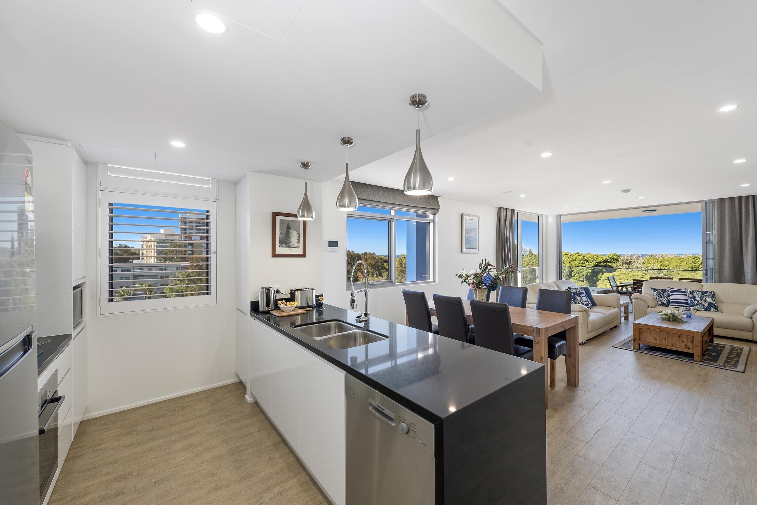 Iroise Beachside Opposite Park Beach With Ocean & Hill Views