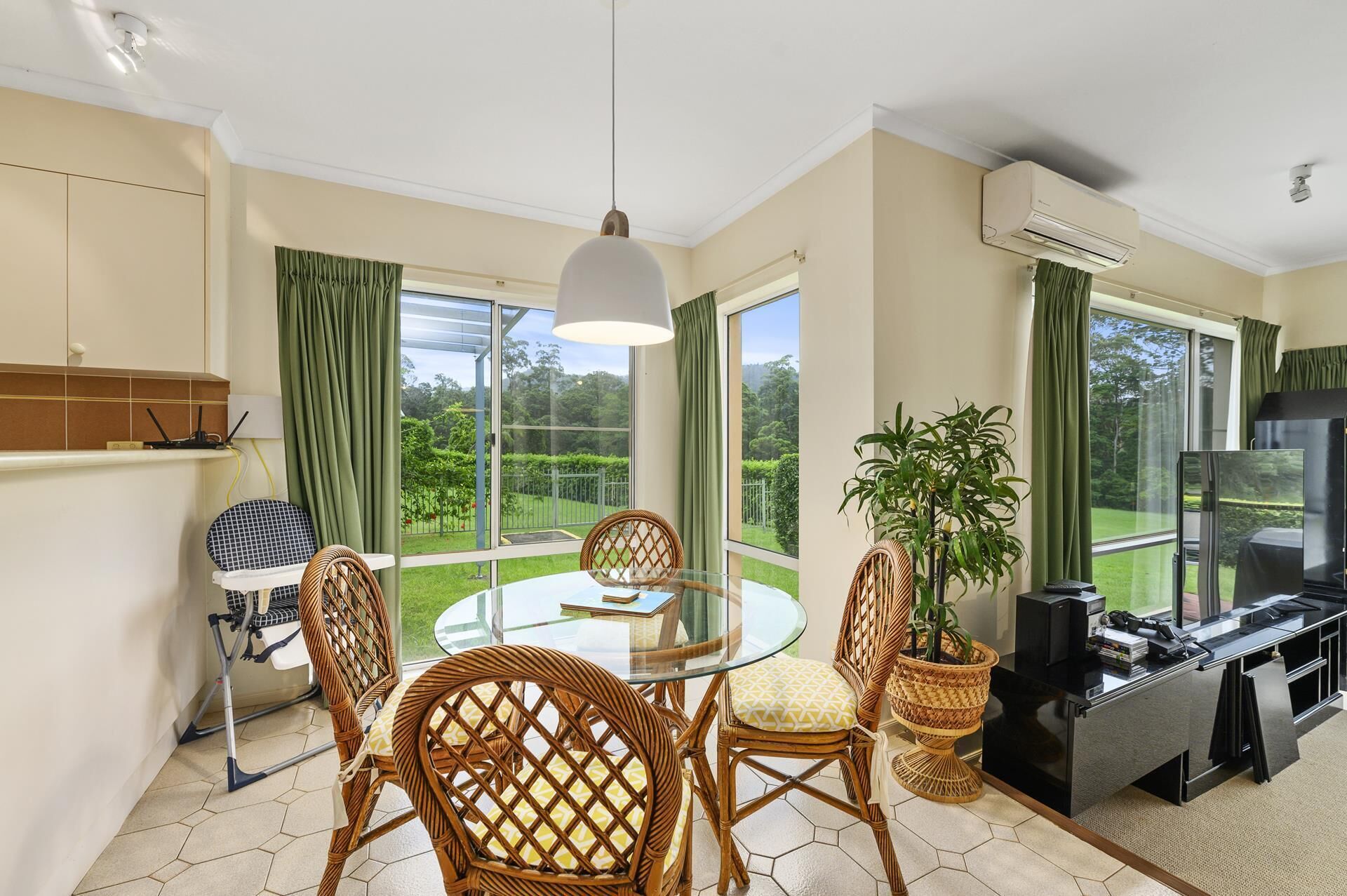 4-star Opal Coast Villa