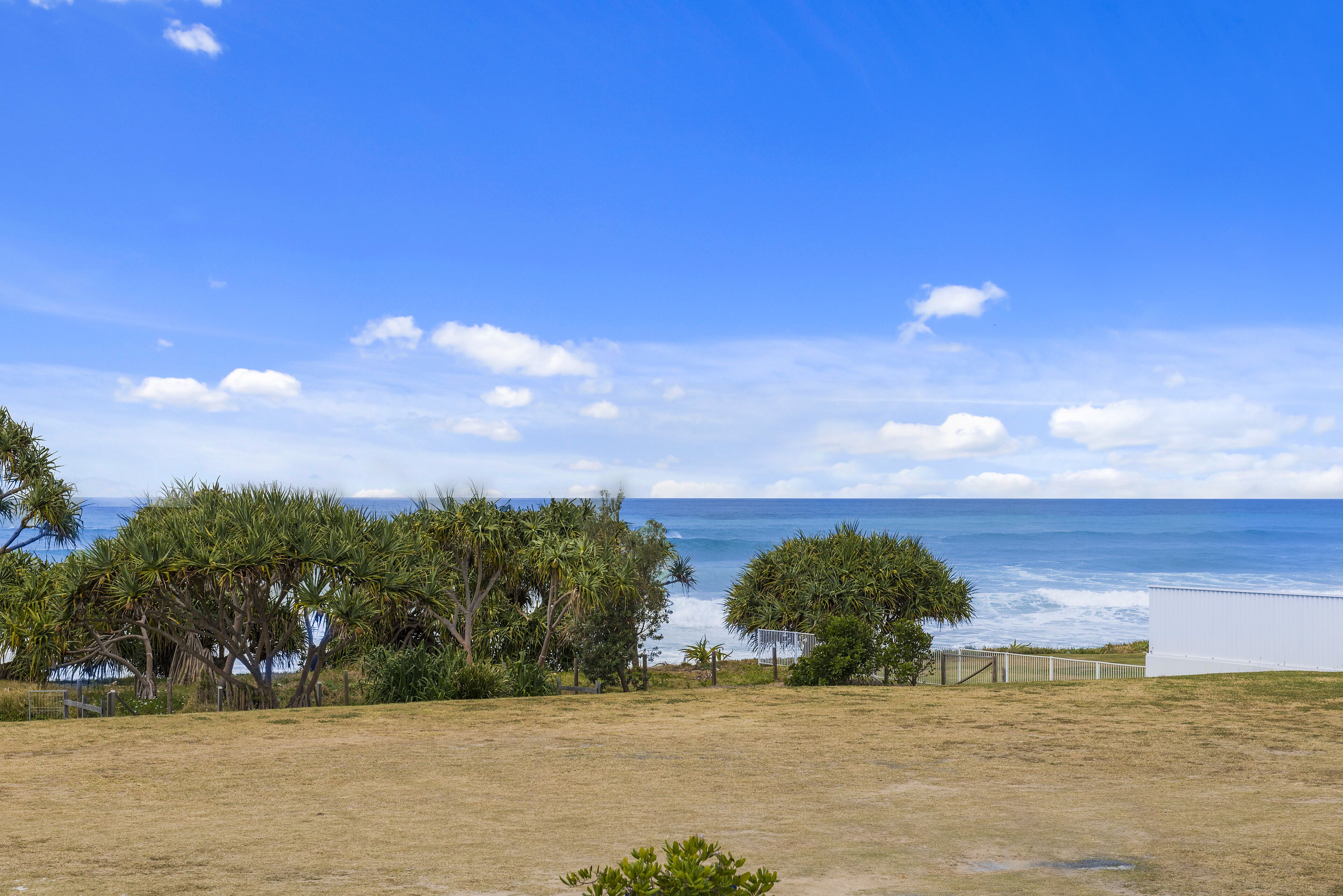 Holiday With A Spa Right On Sapphire Beach!