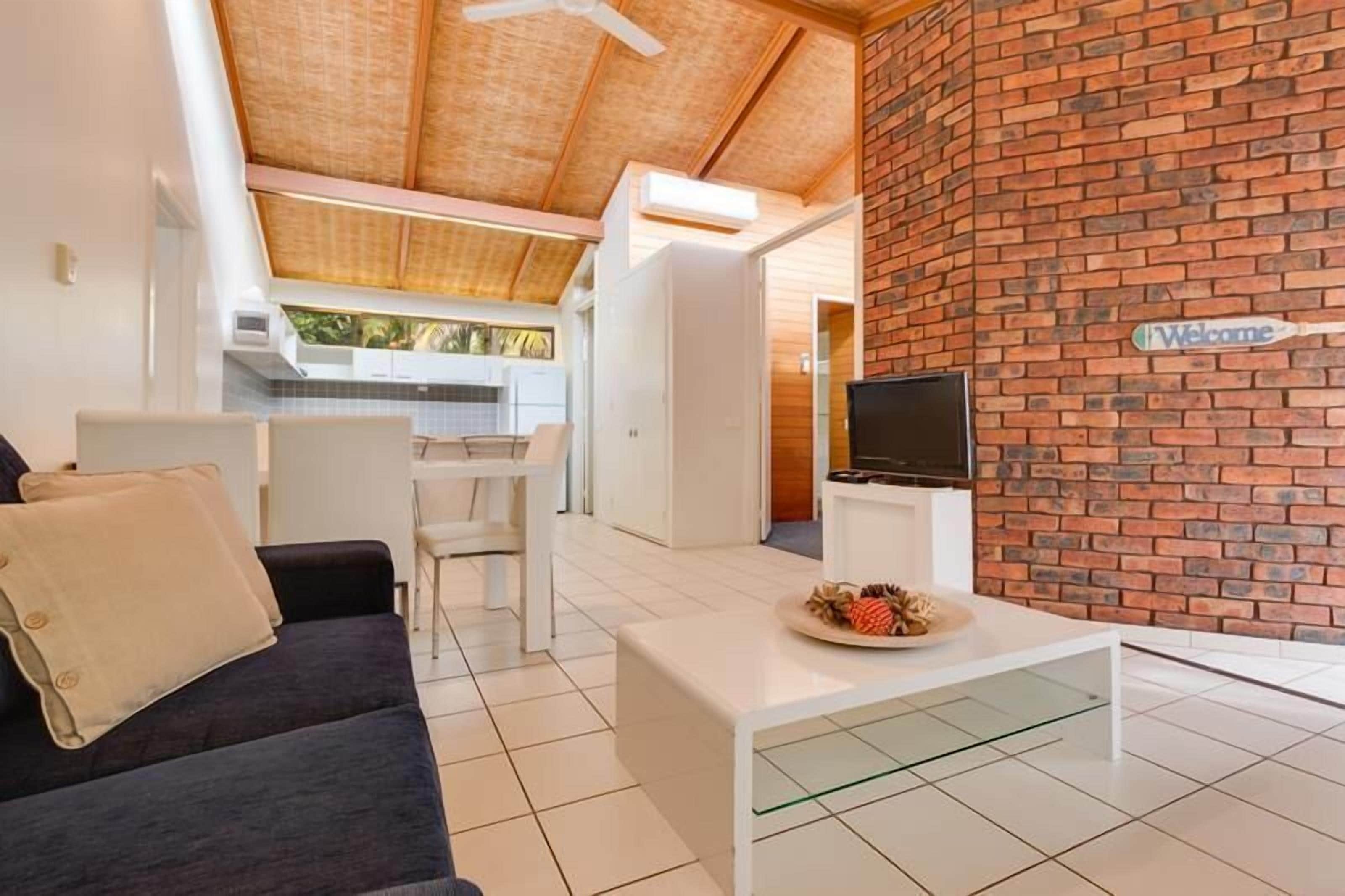 Sapphire Sea 'n' Sand Apartment on Resort