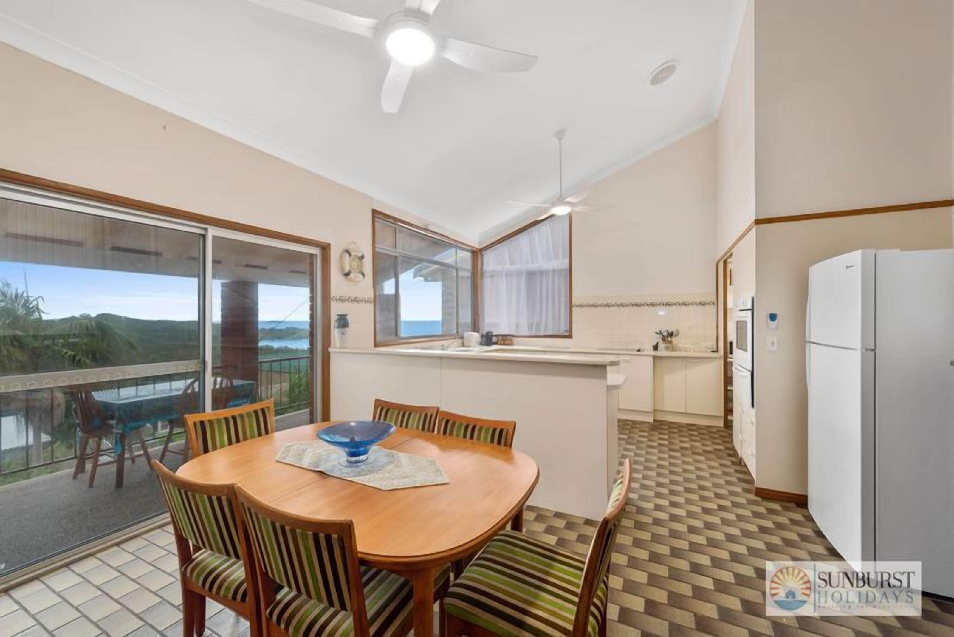 Siesta by the Sea Overlooking Diggers Beach