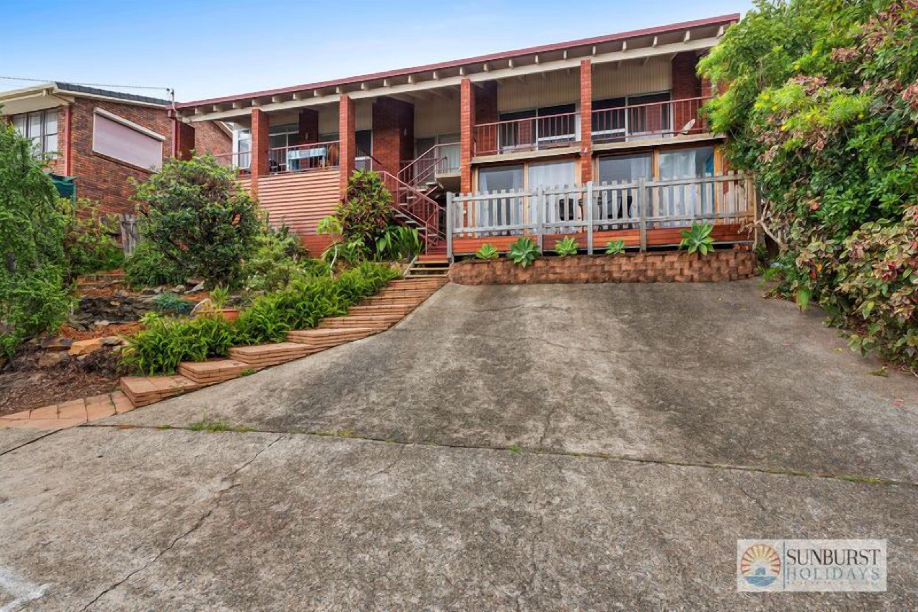 Siesta by the Sea Overlooking Diggers Beach