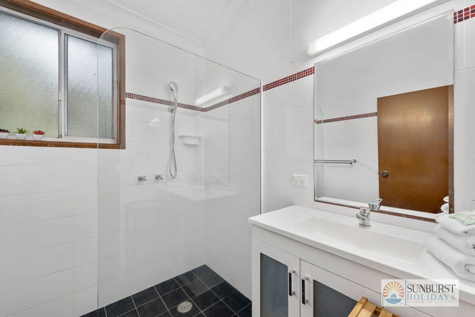 Siesta by the Sea Overlooking Diggers Beach