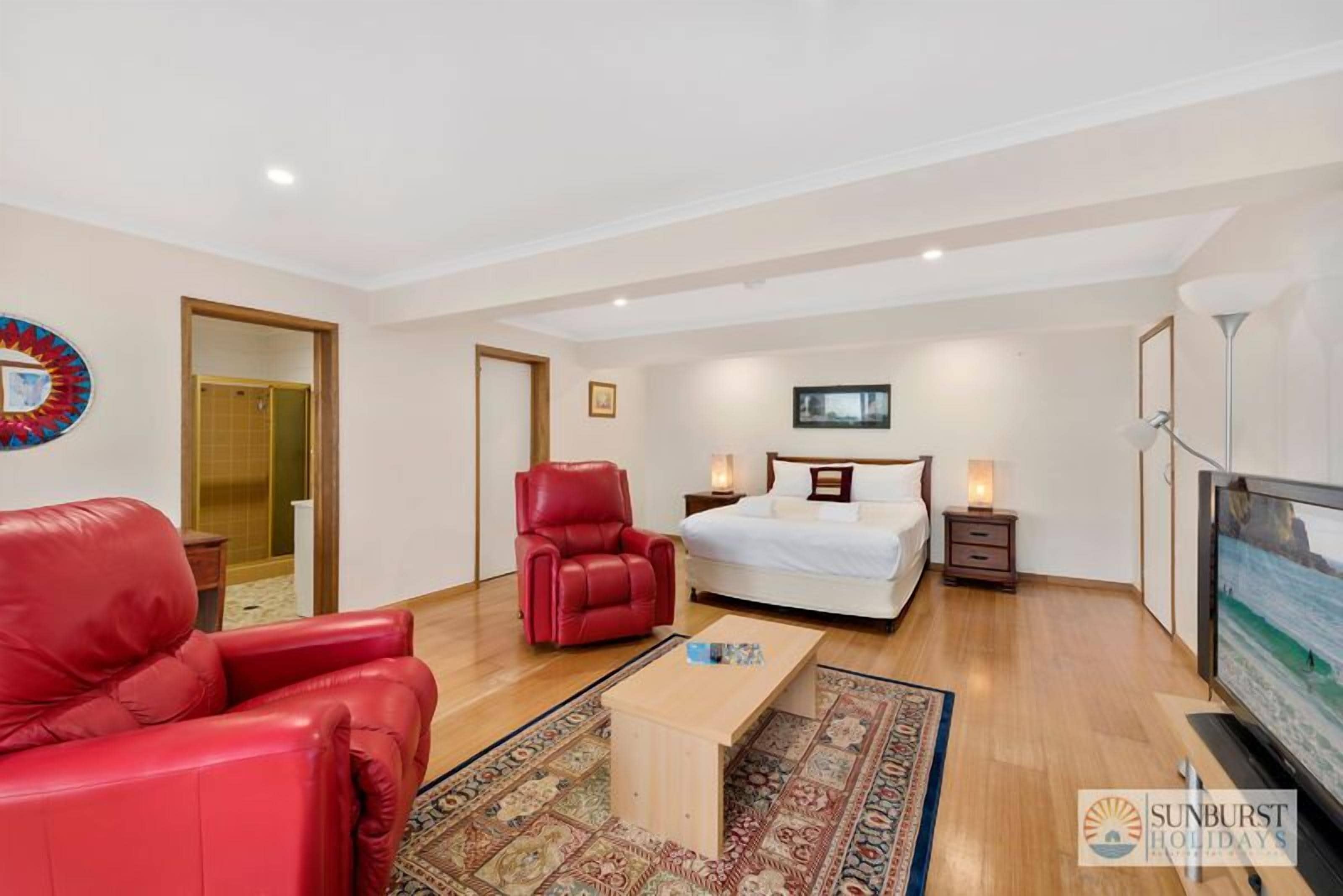 Siesta by the Sea Overlooking Diggers Beach