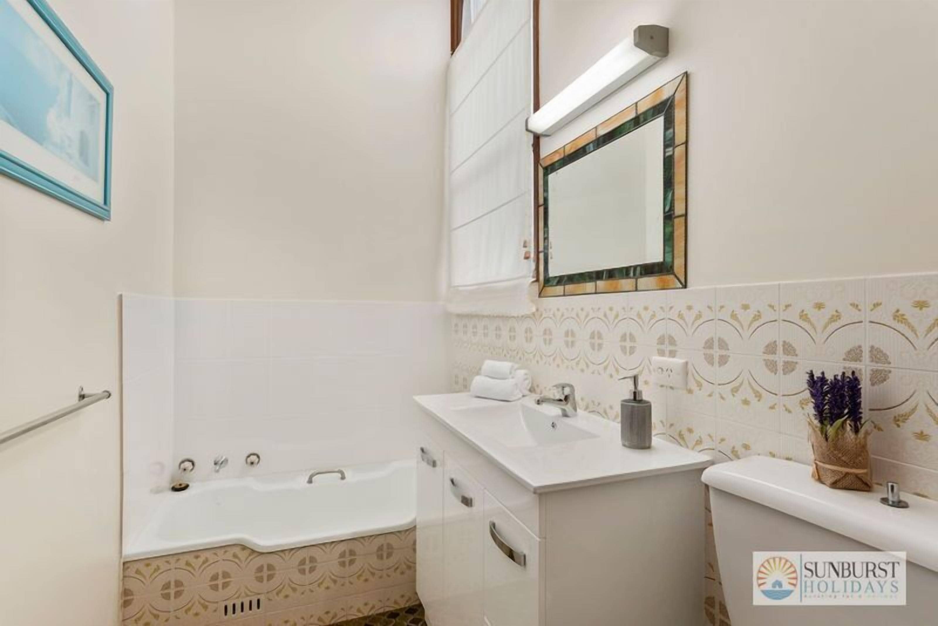 Siesta by the Sea Overlooking Diggers Beach