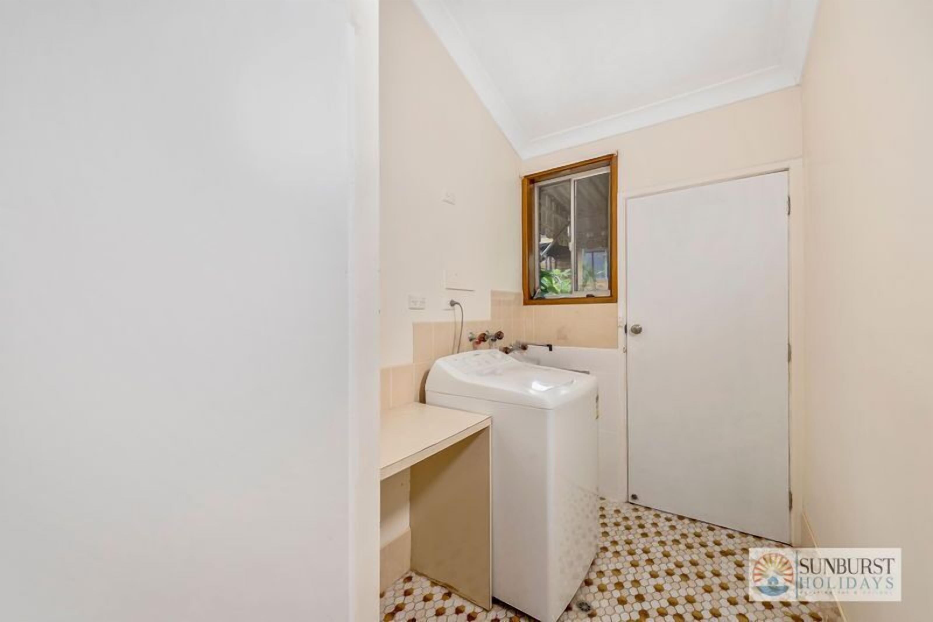 Siesta by the Sea Overlooking Diggers Beach