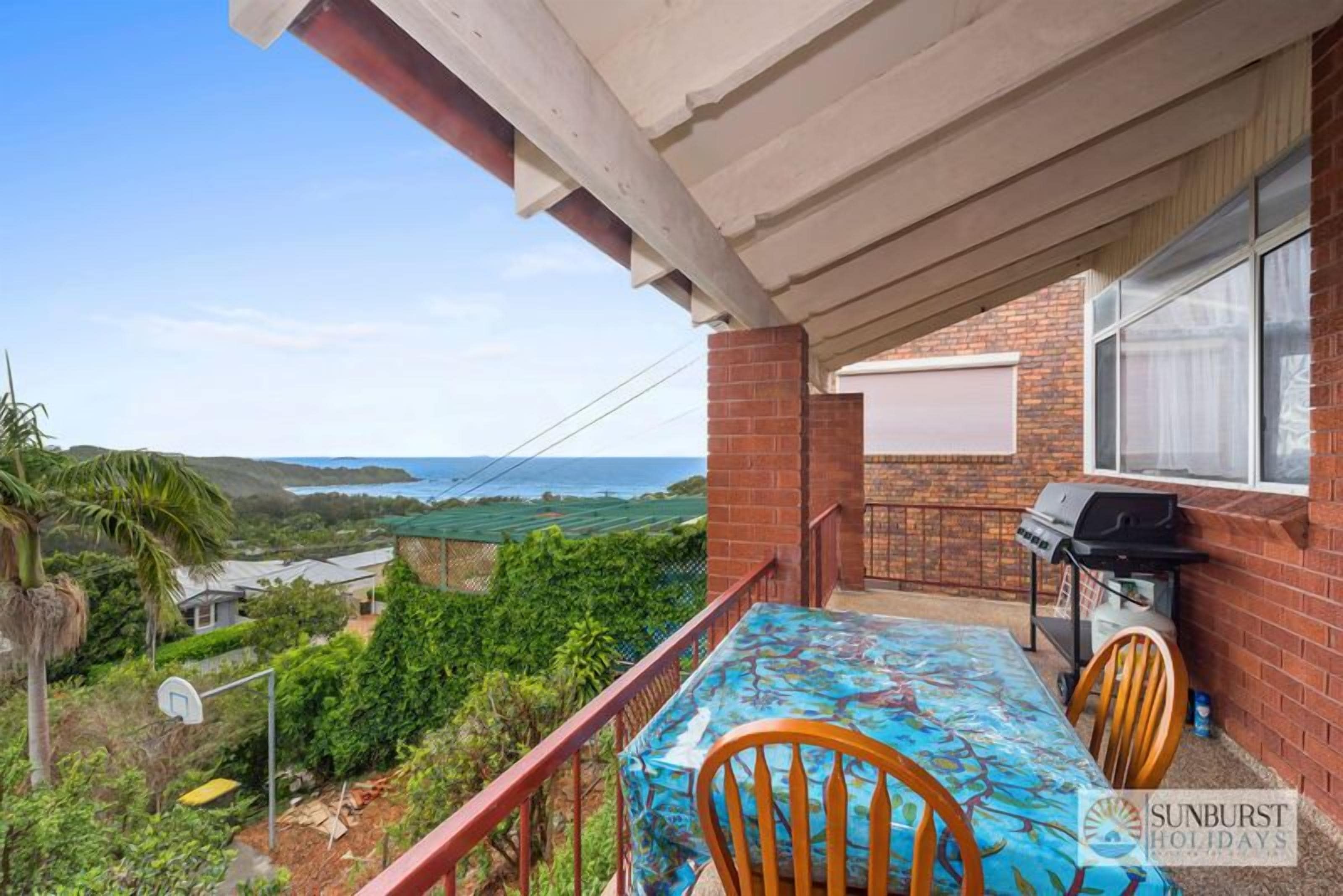 Siesta by the Sea Overlooking Diggers Beach