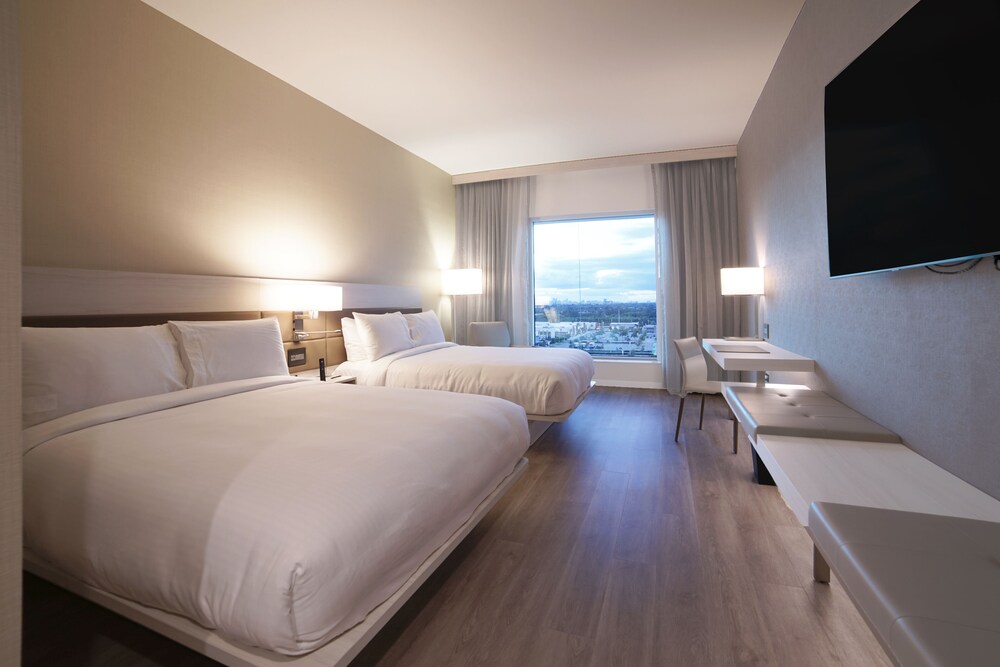 AC Hotel by Marriott Fort Lauderdale Airport