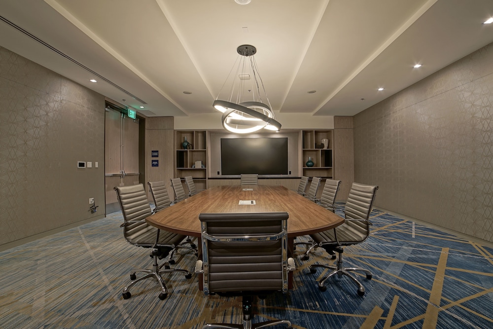 AC Hotel by Marriott Fort Lauderdale Airport