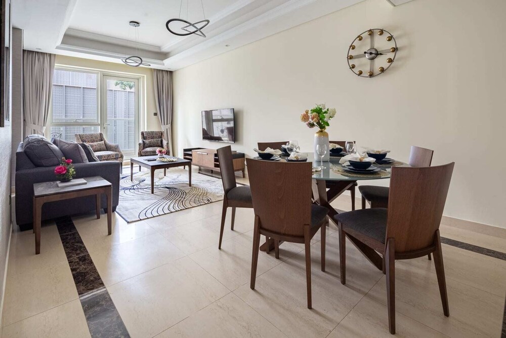 Elegant 3br With Study In Downtown Dubai In Dubai Hotel Rates Reviews On Orbitz Elegant 3br With Study In Downtown Dubai In Dubai Hotel Rates Reviews On Orbitz