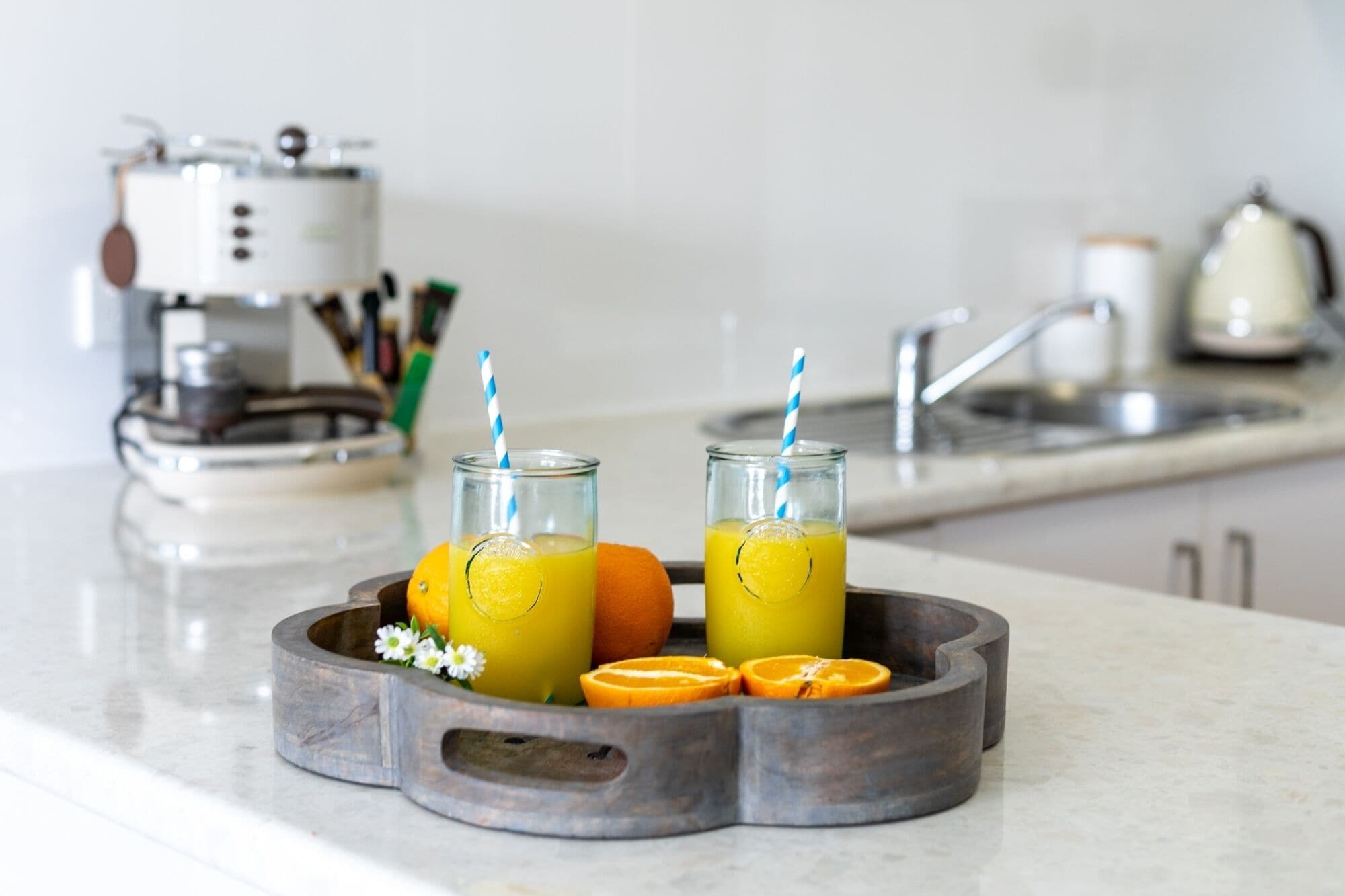 Cozy Beach Cottage Just a Short Stroll to the Seashore