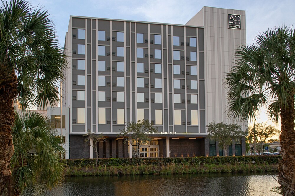 AC Hotel by Marriott Miami Dadeland